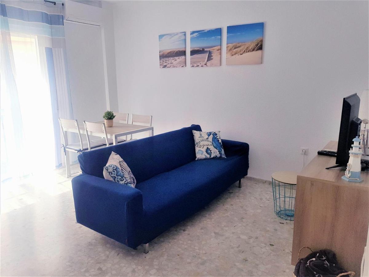 Apartamento nuevo y céntrico con Aire Acondicionado y Wifi -Solo familias o parejas- Conil De La Frontera Extérieur photo