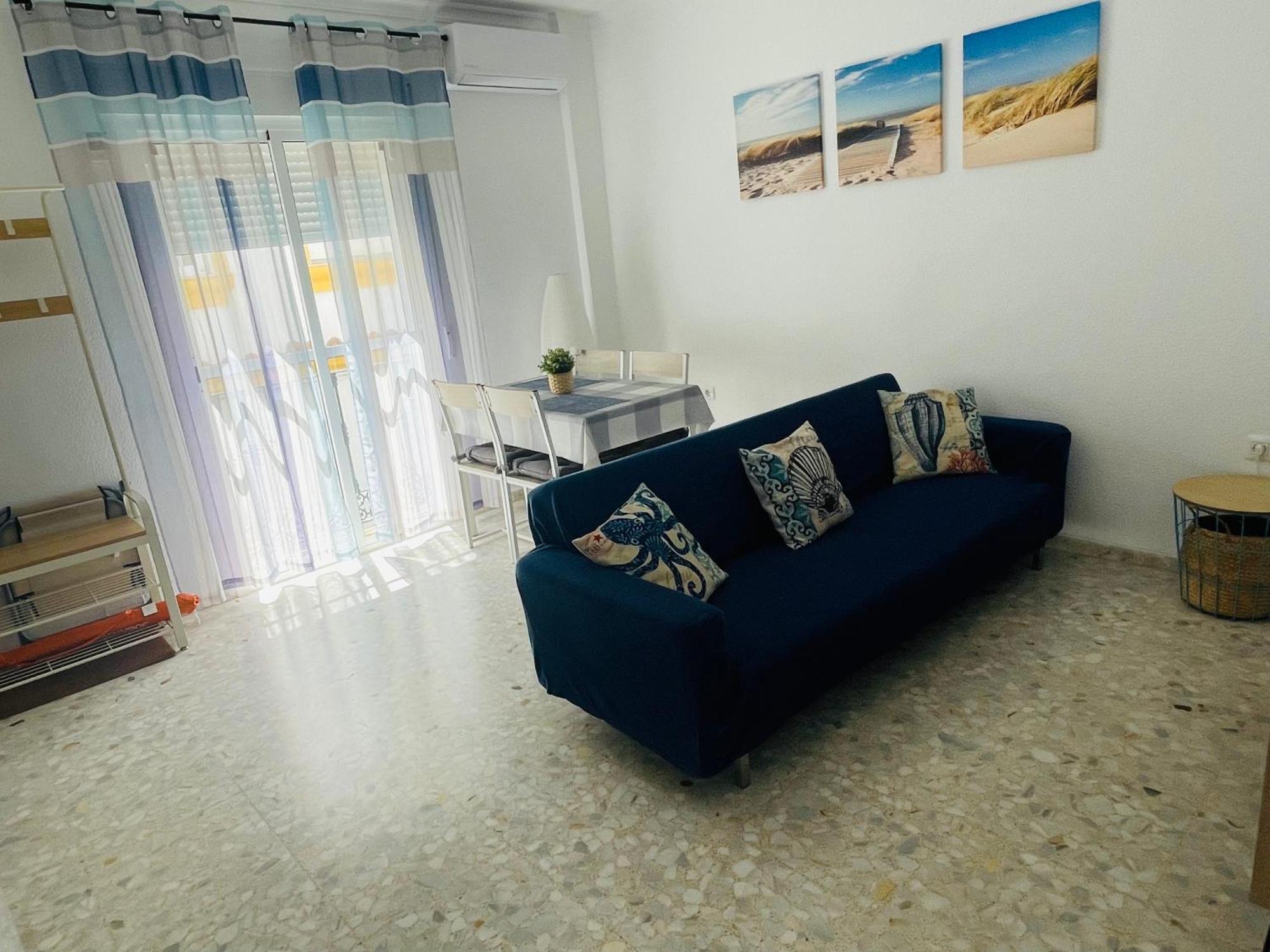 Apartamento nuevo y céntrico con Aire Acondicionado y Wifi -Solo familias o parejas- Conil De La Frontera Extérieur photo