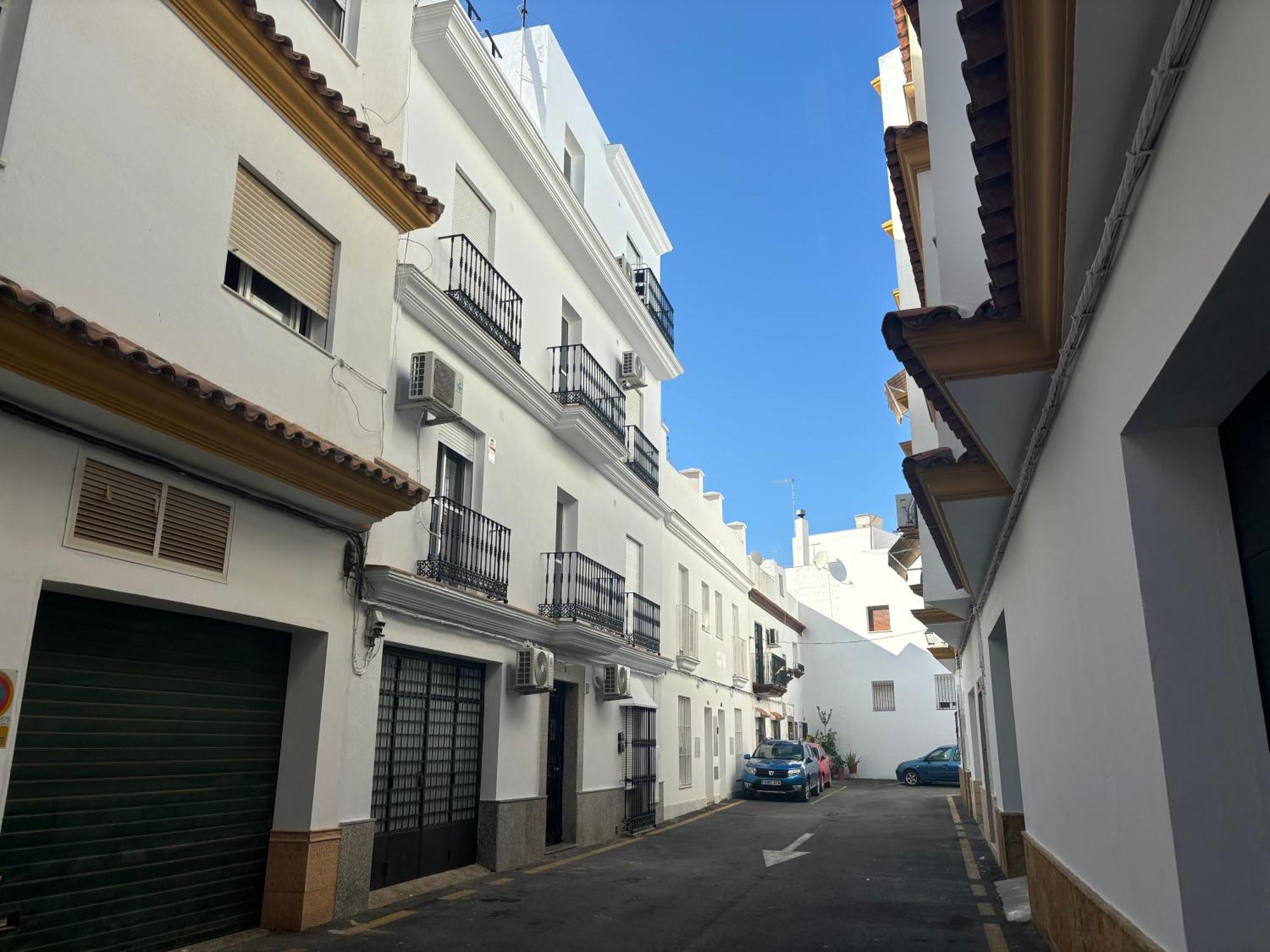 Apartamento nuevo y céntrico con Aire Acondicionado y Wifi -Solo familias o parejas- Conil De La Frontera Extérieur photo